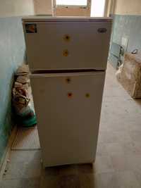 Продам холодильник в не рабочем состоянии Атлант