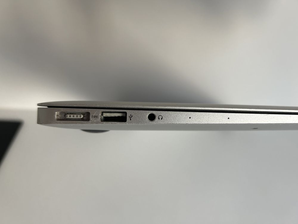 MacBook Air (2013)