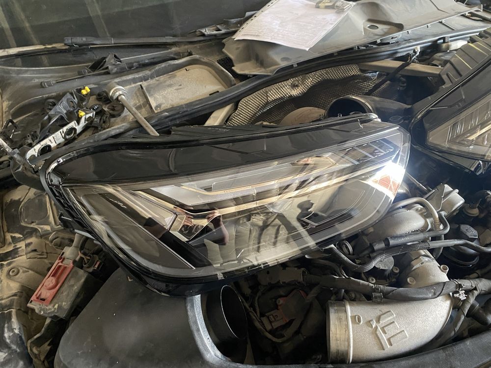 Фари Audi Q5 80A FY, SQ5 Рестайл Full led Розборка Ауді Ку5 80А