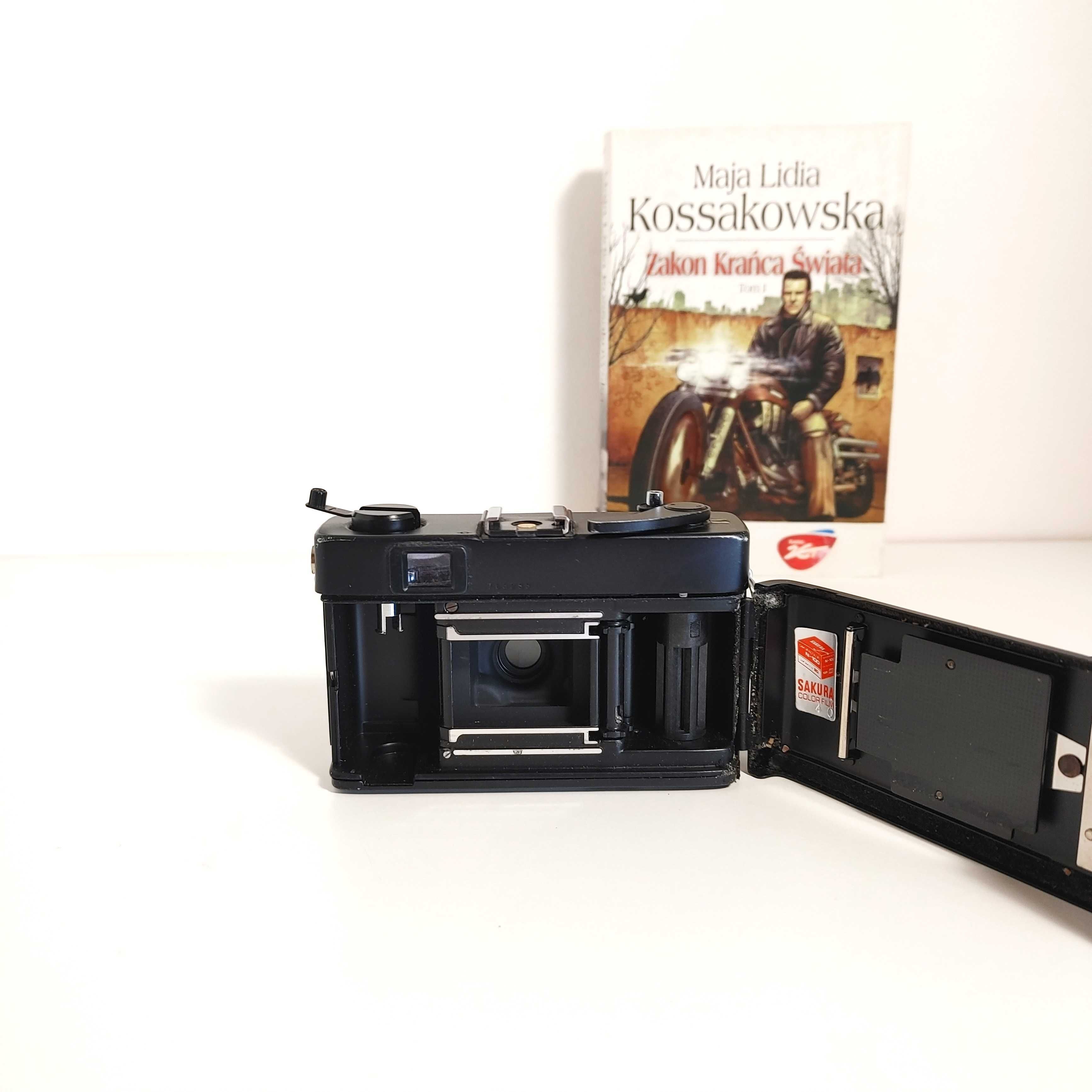 Klasyczna KONICA C35 Automatic - piękny analogowy aparat VINTAGE