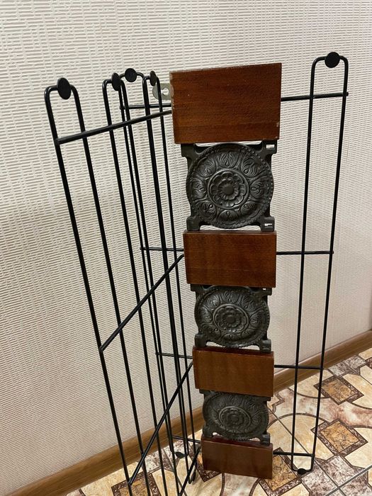 Вешалка  для одежды из дерева