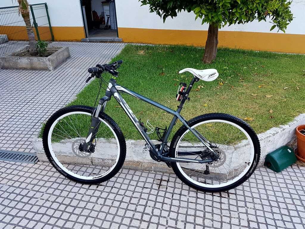 Bicicleta KTM ultra one 29