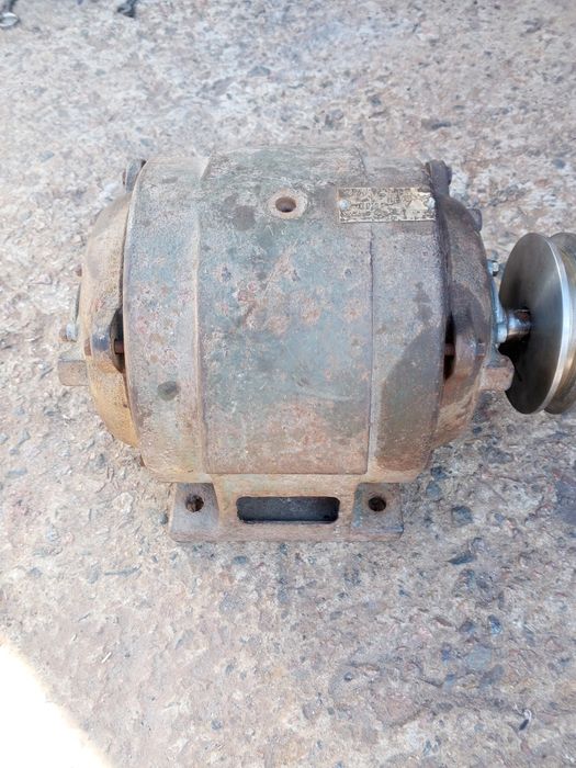 Електродвигун електромотор электродвигатель 2.8 кВт 1420 об.