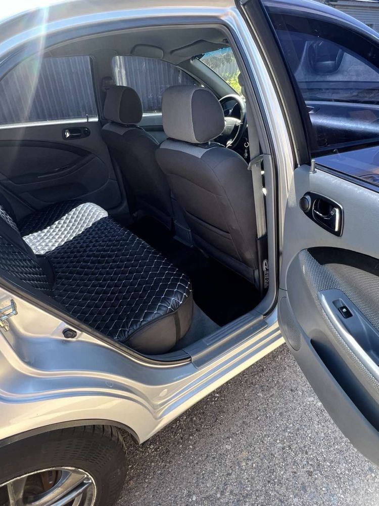 Продам chevrolet lacetti