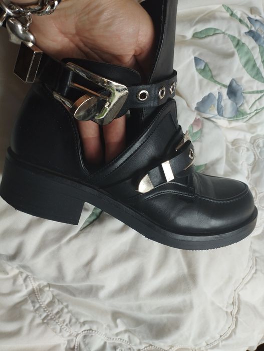 Rockowe botki sztyblety