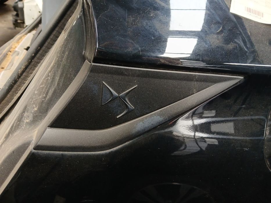 Friso painel direito DS DS7 Crossback (J_)