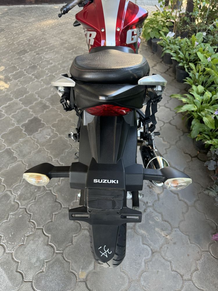 Мотоцикл сузуки GIXXER 150 без пробега по украине