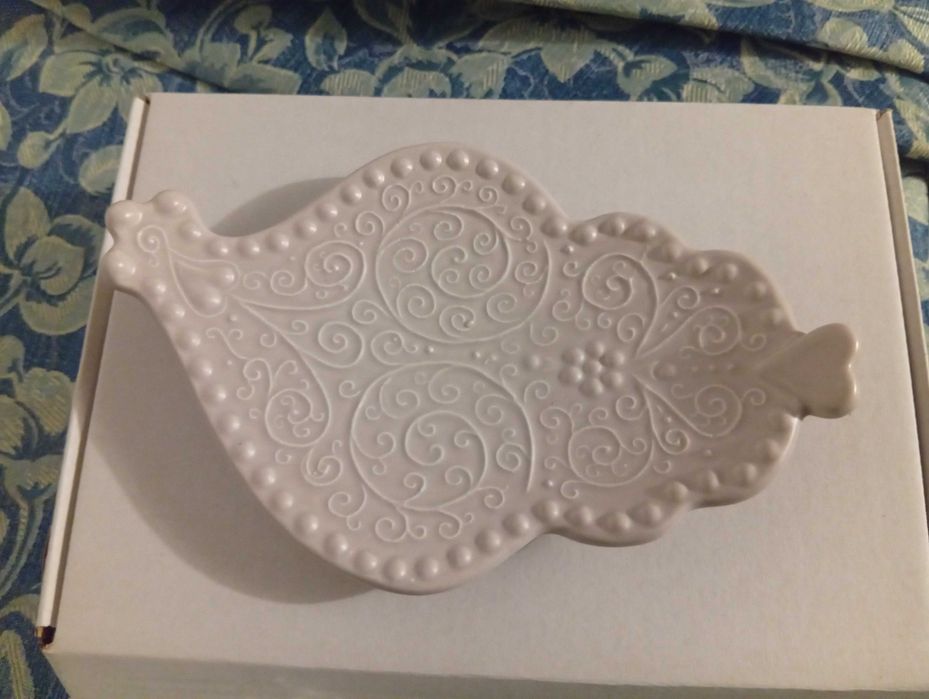 Peça decorativa a imitar filigrana