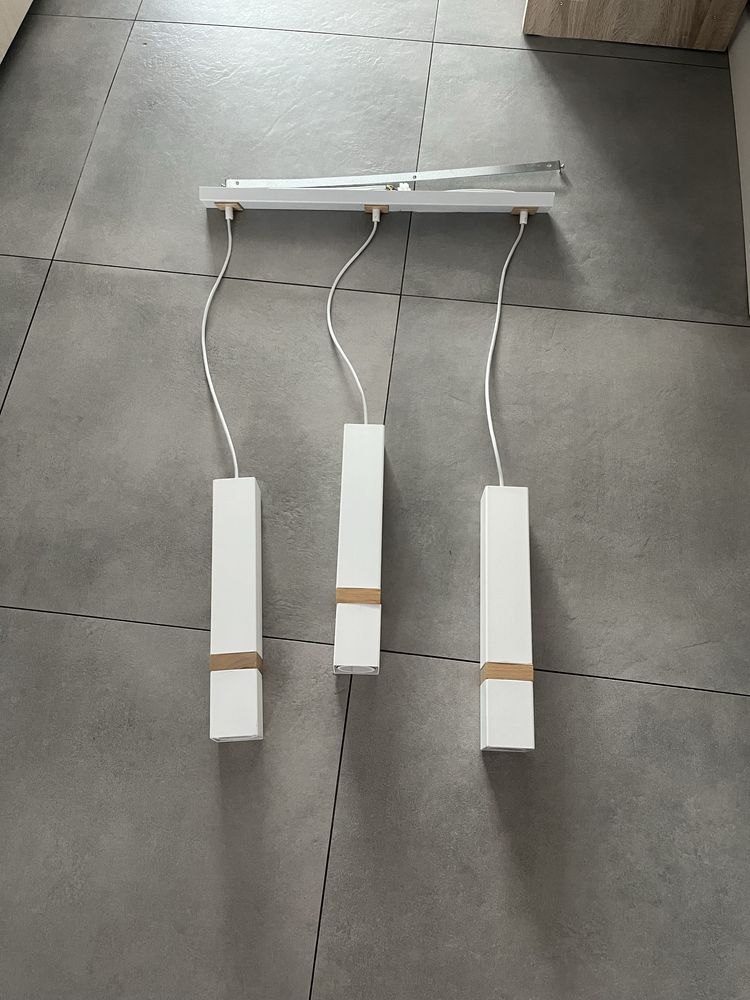 Lampa wisząca biała