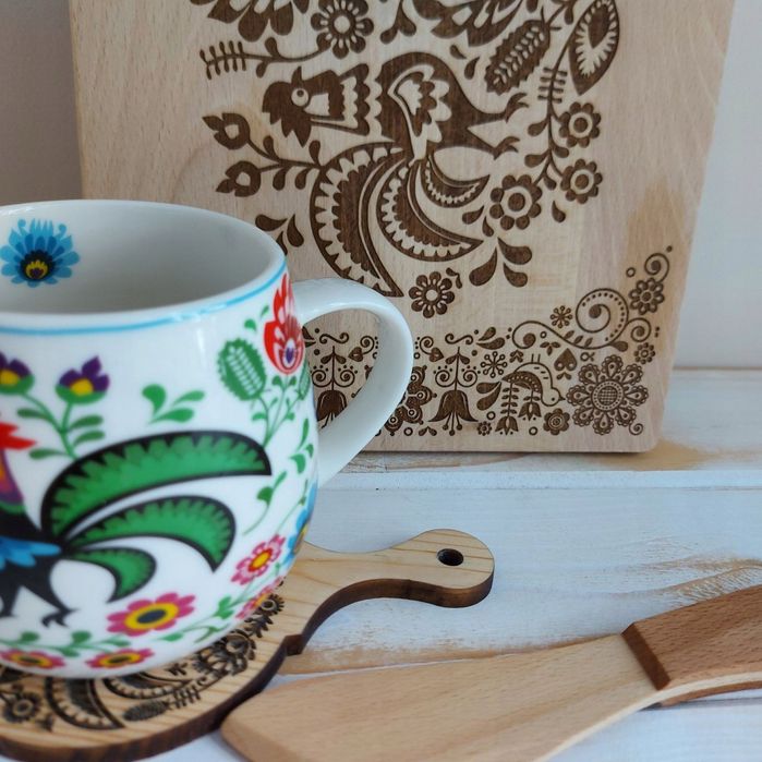 Kubek Deska Do Krojenia Podkładka Pod Kubek Nożyk Drewniany Kogut Folk