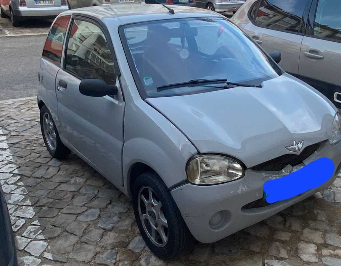 Microcar usado com revisão feita por oficina