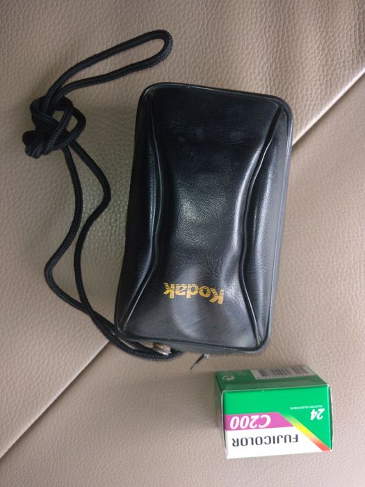 Máquina Fotográfica KODAK RV 35 de rolo