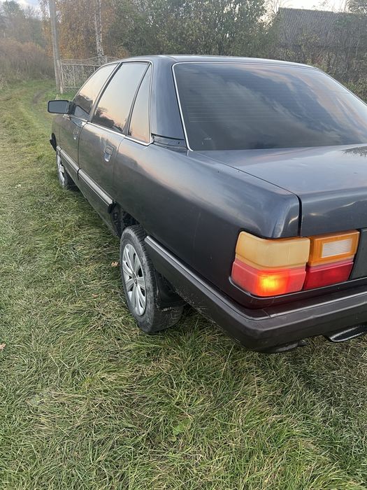 Продам Ауді 100с3 1989р 2.0газ бенз