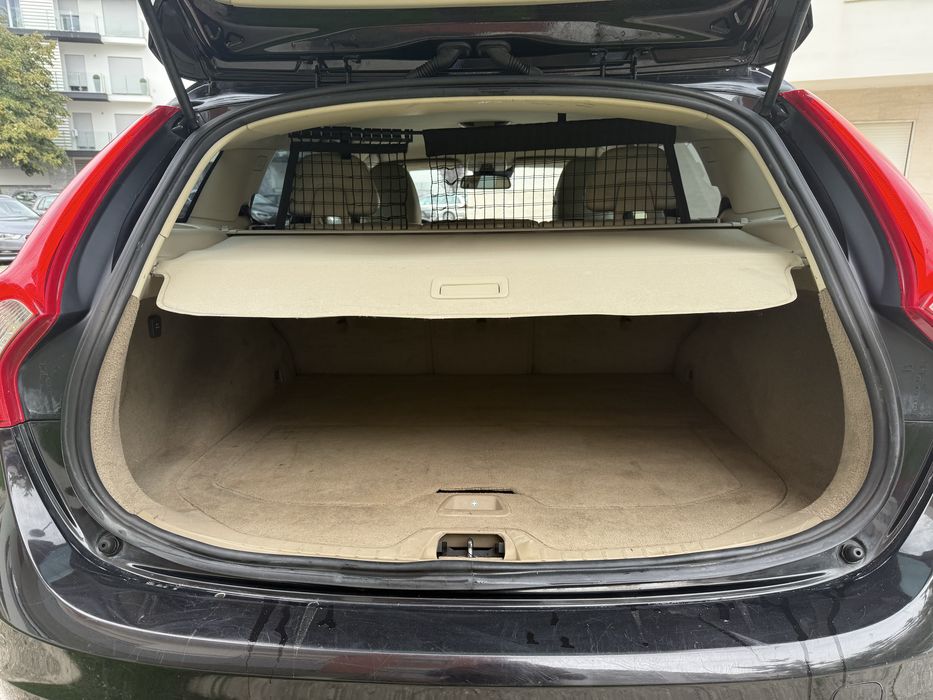 Volvo V60 2.0D3 Drive-e Problema CX