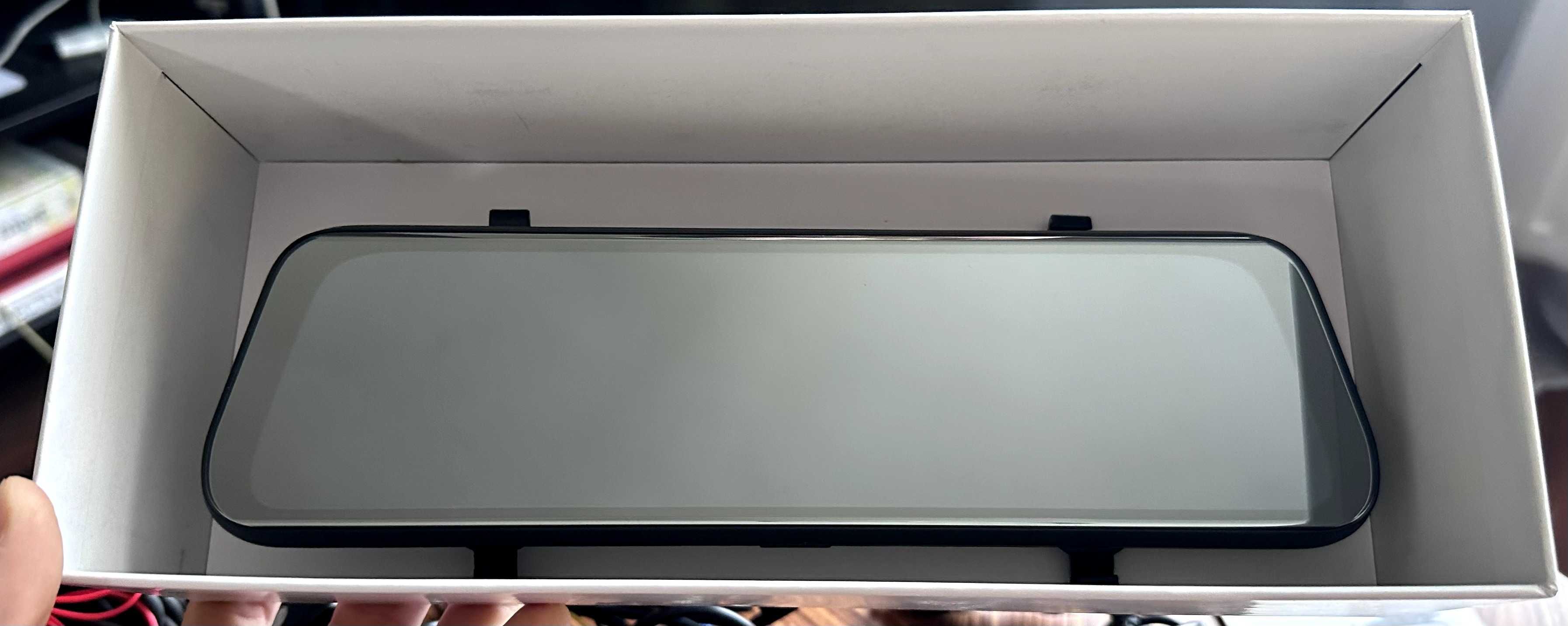 Kamera samochodowa MBG Line HS900 Pro w tylnym lusterku