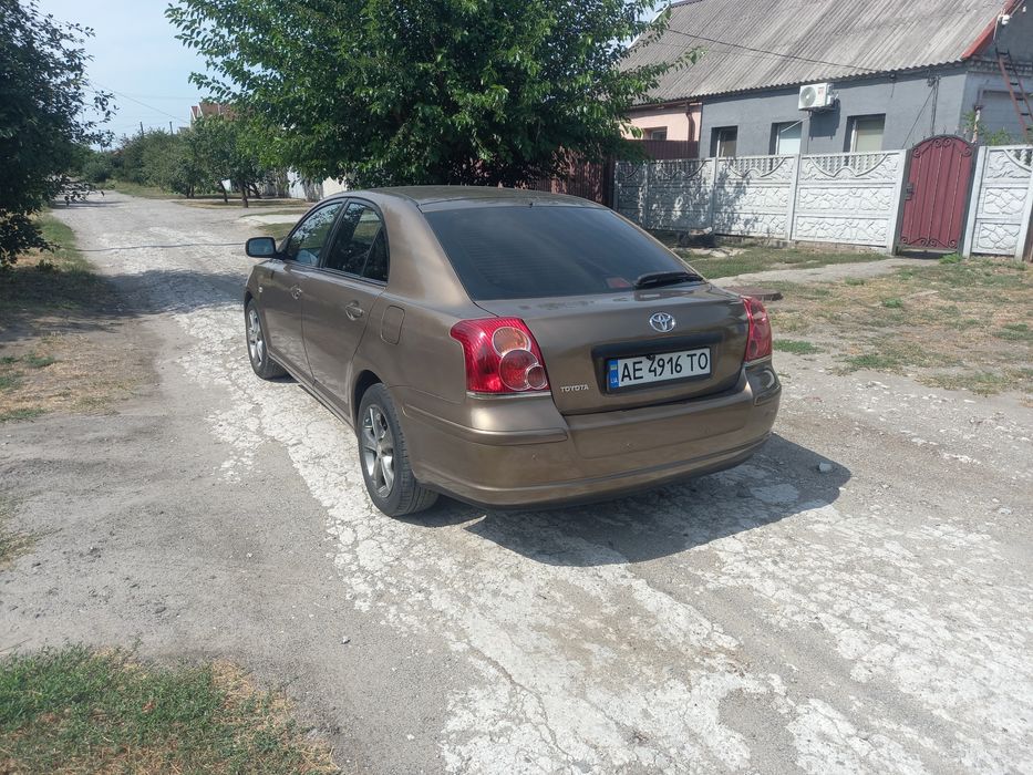 Продам Тойота Авенсис.