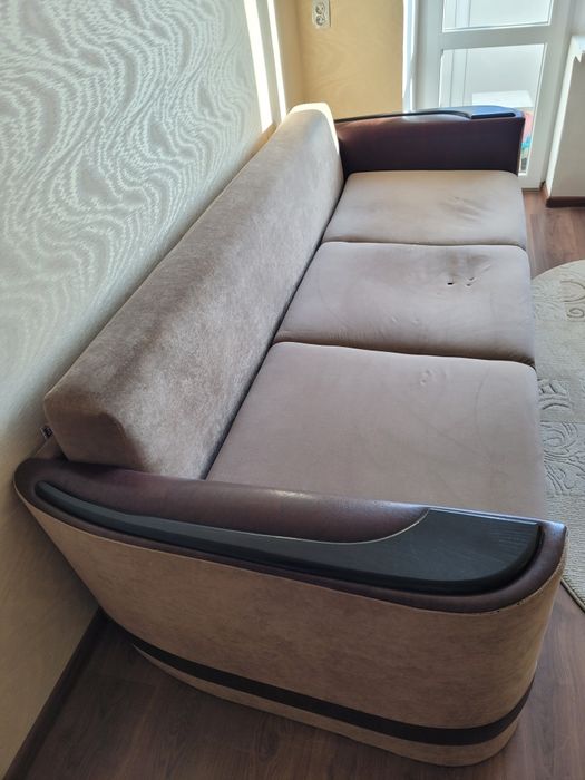 Продам диван б/у