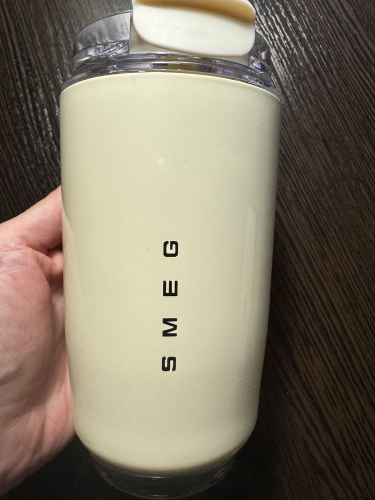 Термокружка smeg