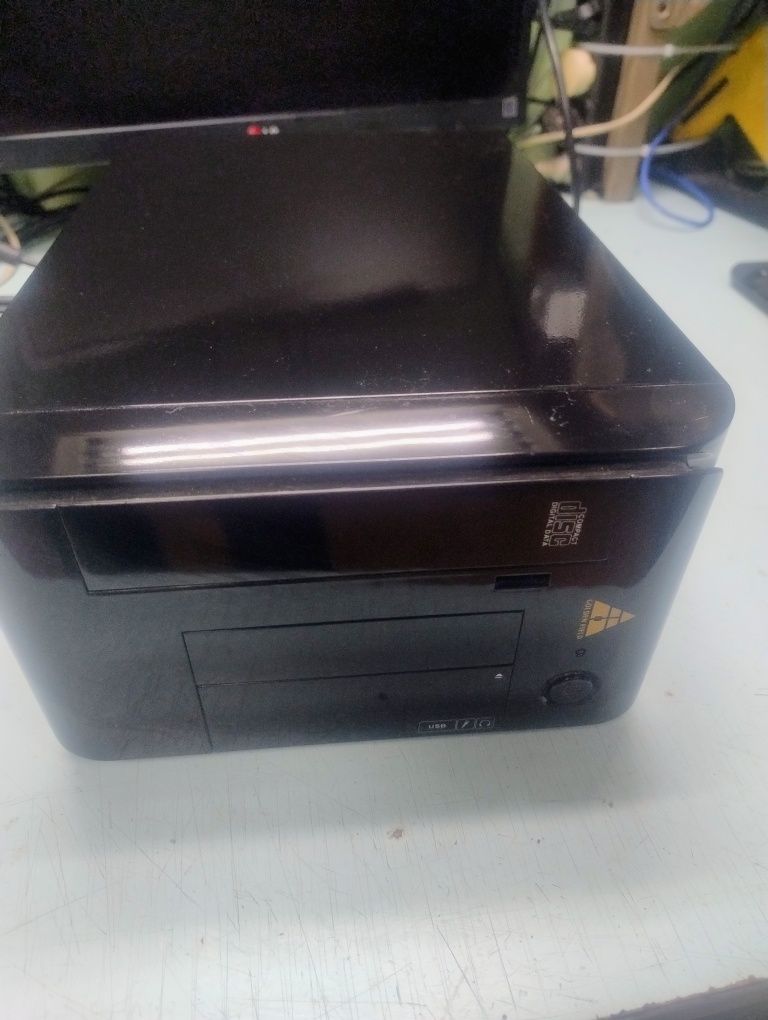 Системні блоки mini ATX  різні