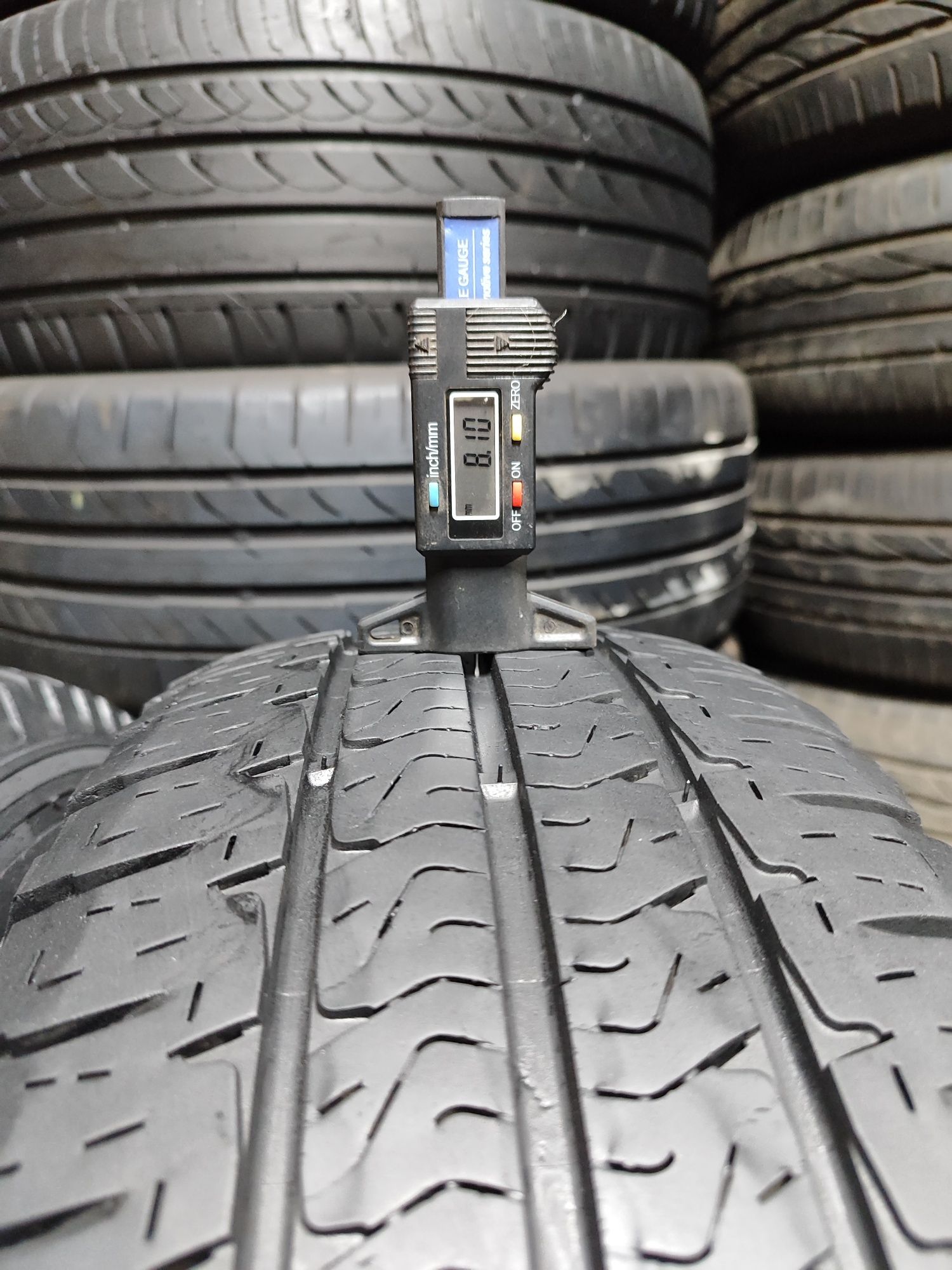 215 70 R15C Michelin Agilis шини б.у Літо пара 2шт 225/70