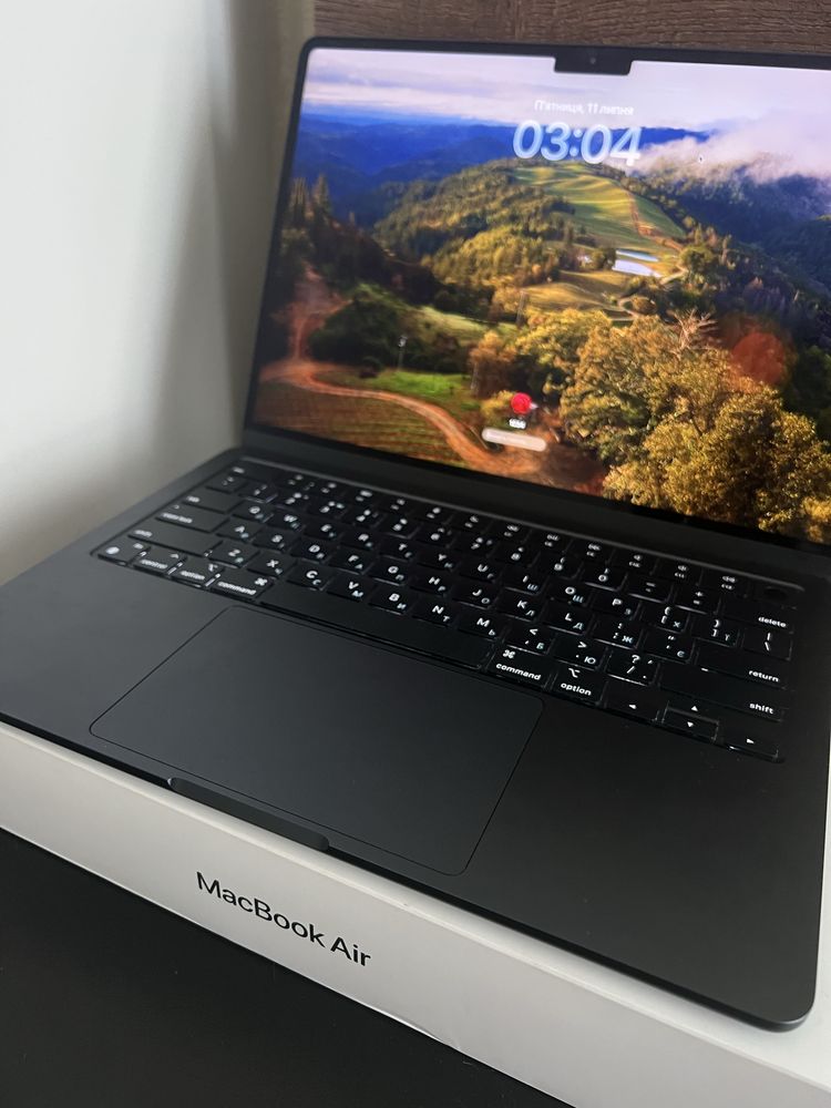 Macbook Air 13 m3 2024 16/256 як новий