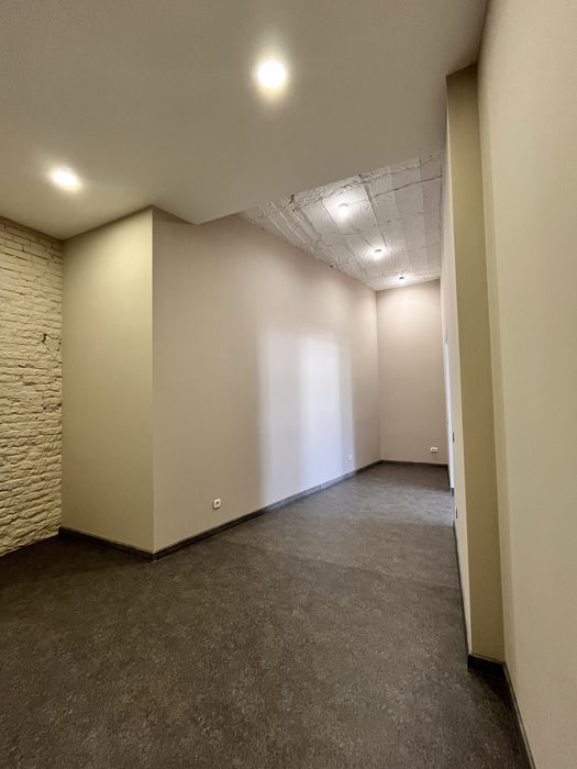 Оренда комерційного приміщення центр 50м.кв.