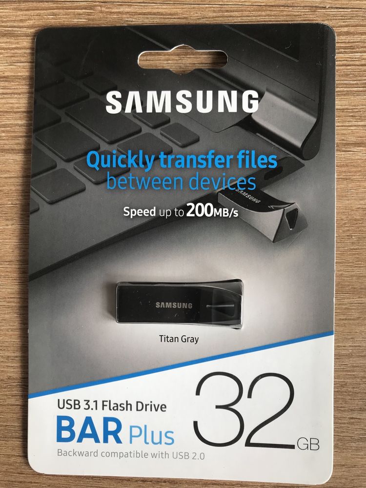 Pen samsung / Kingston USB 3.1 32Gb NOVAS