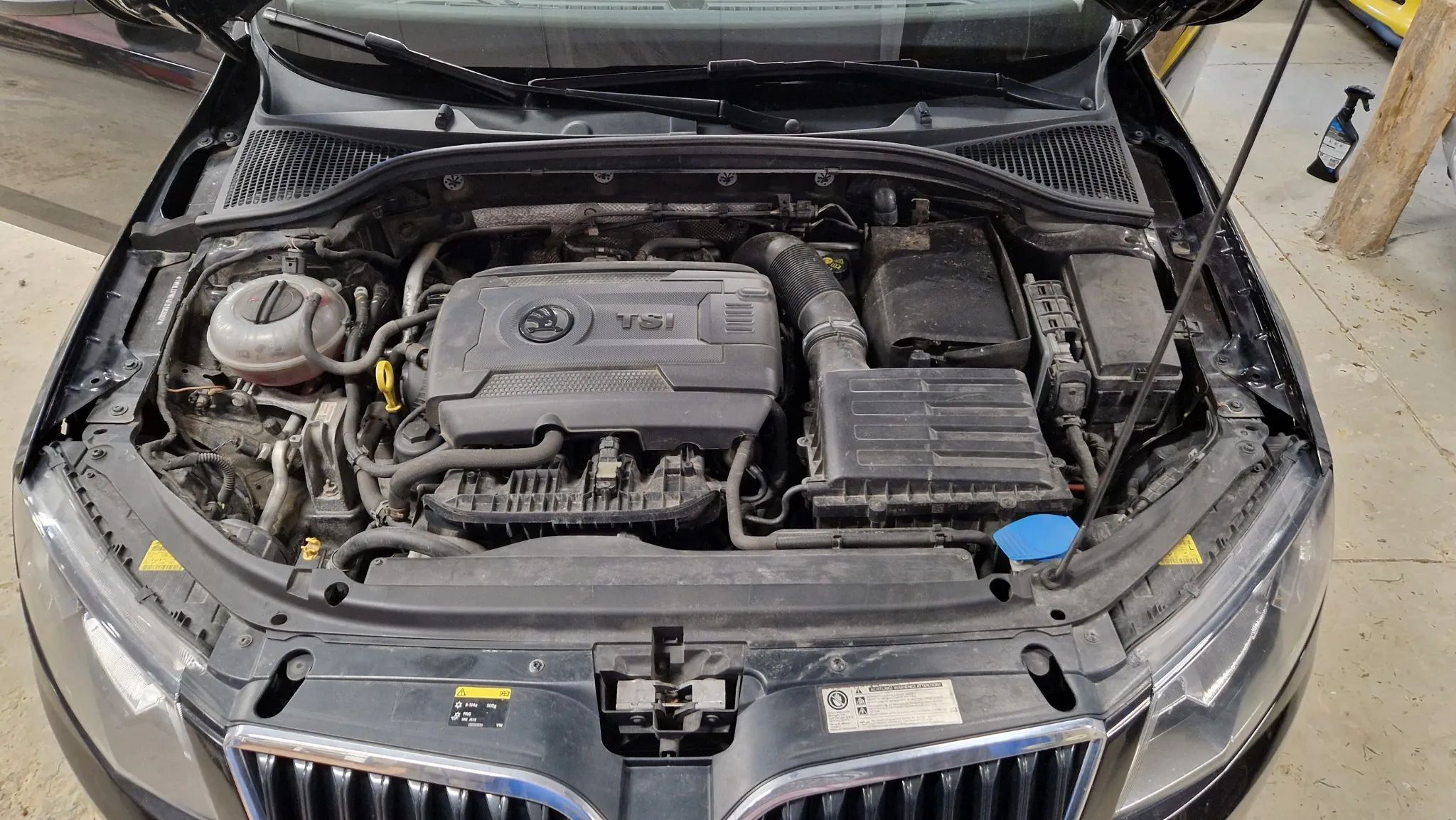 Skoda Octavia 4x4 DSG 1.8TSI 327KM Nawigacja el. klapa koła 19cali