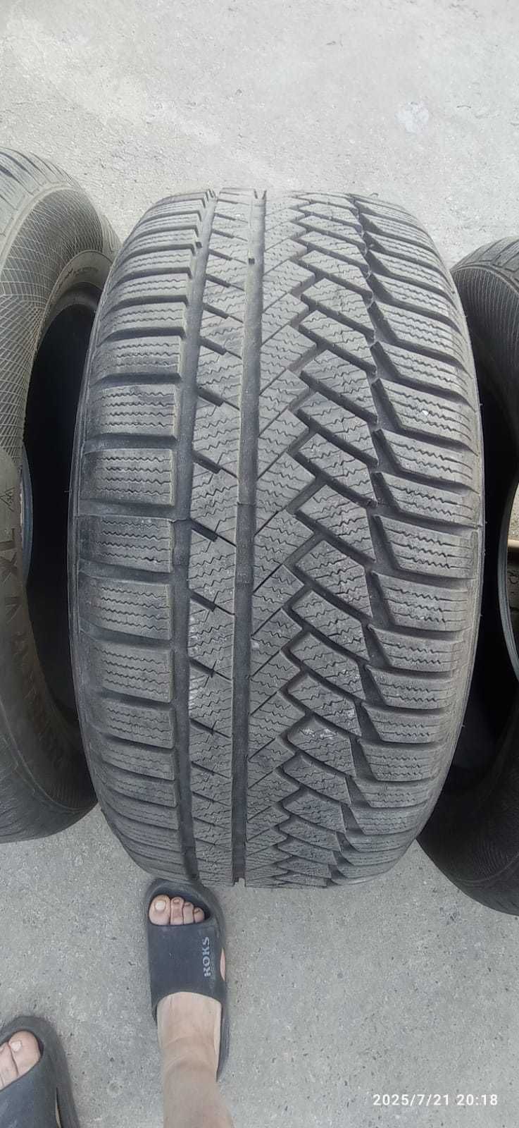Шини 235/55 R17 V XL Continental WinterContact зима 4 шт. Обмін