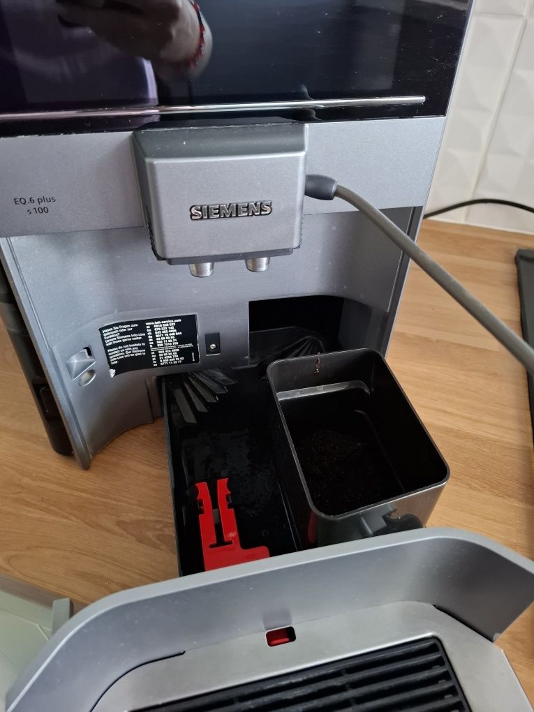 Expres do kawy siemens  model eQ 6 plus 100