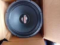Altifalantes automotivos
