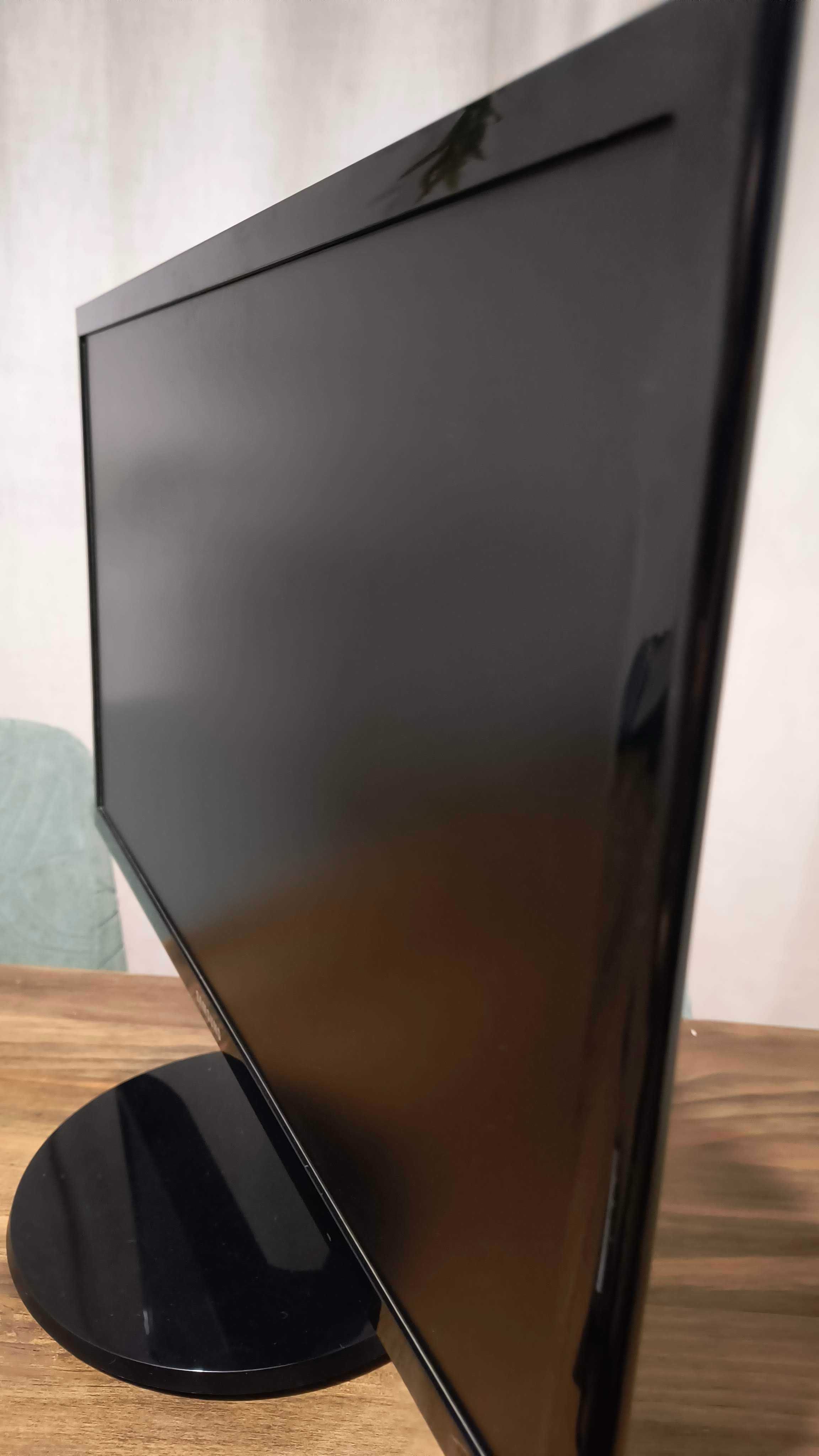 Monitor Samsung S22F350FHU 22" – Full HD – Usado em ótimo estado