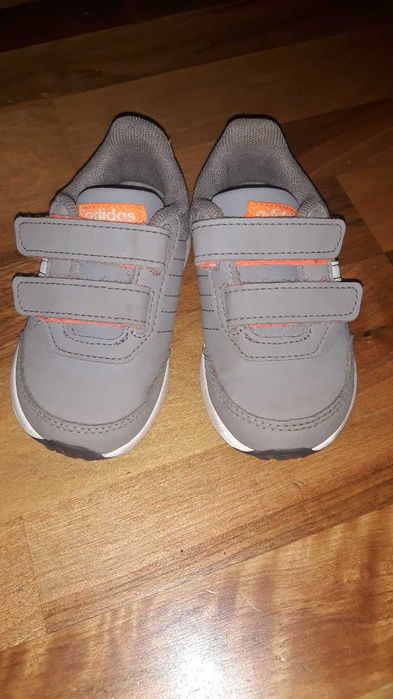 Buty Adidas dziecięce