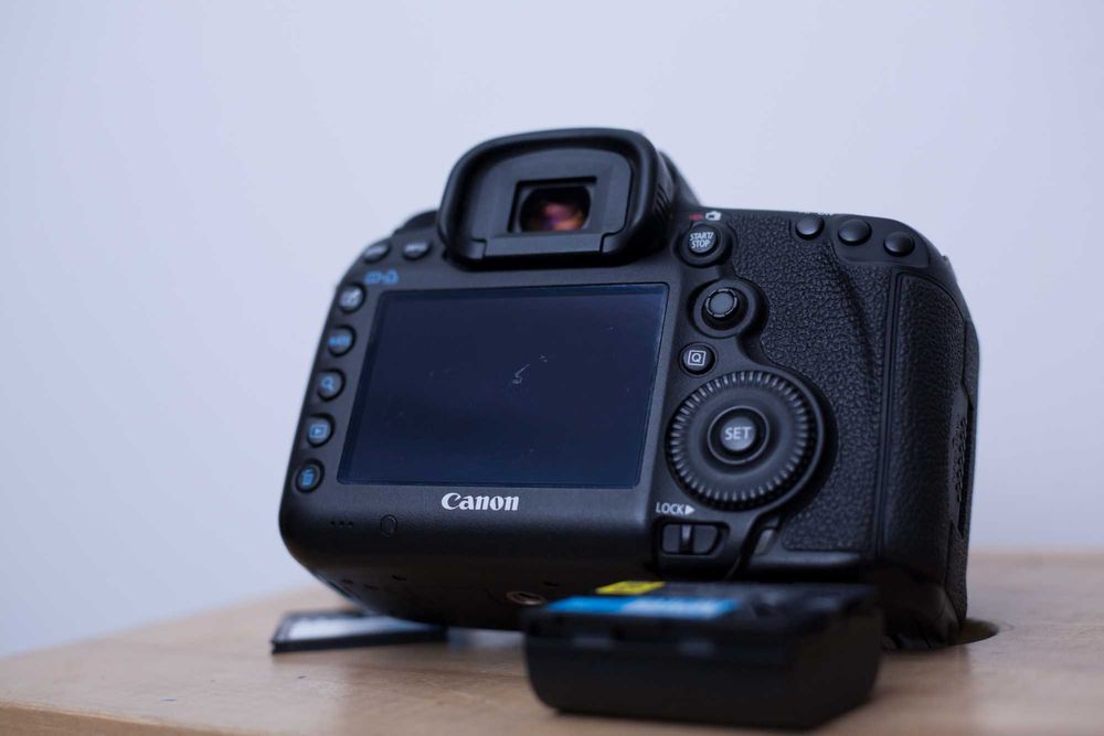 Aparat Canon 5d Mark III, lustrzanka pełna klatka