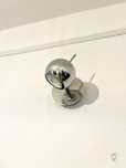 Dwie chromowane lampy kinkiety w formie kul