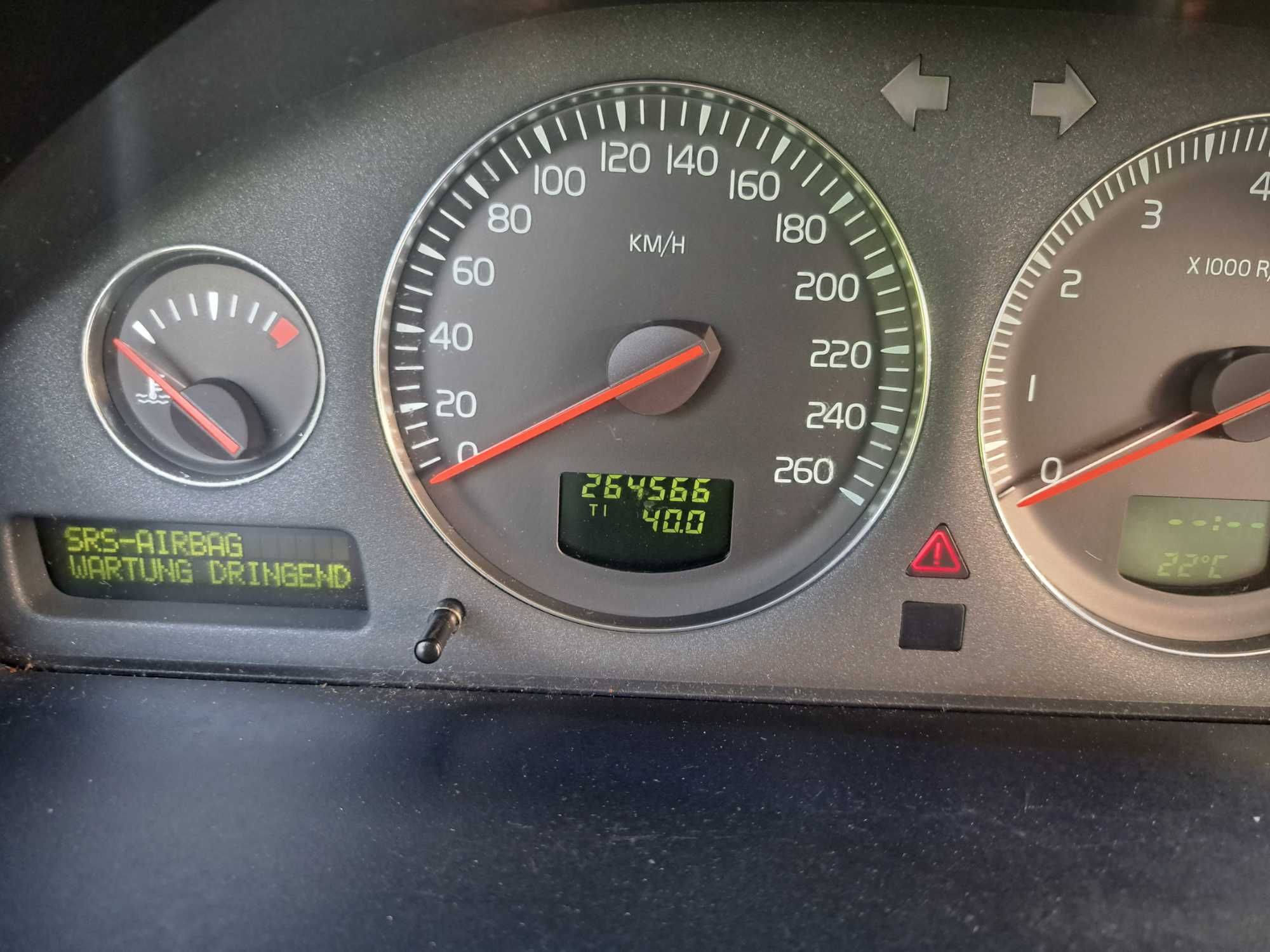 sprzedam samochód volvo s60