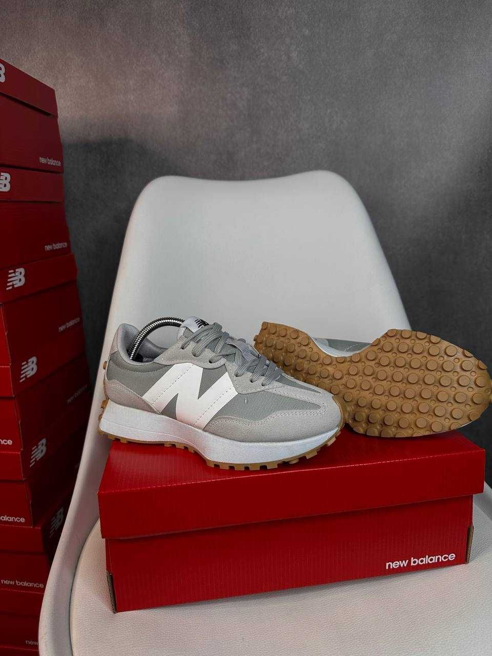 Кросівки New Balance ЖІНОЧІ 327