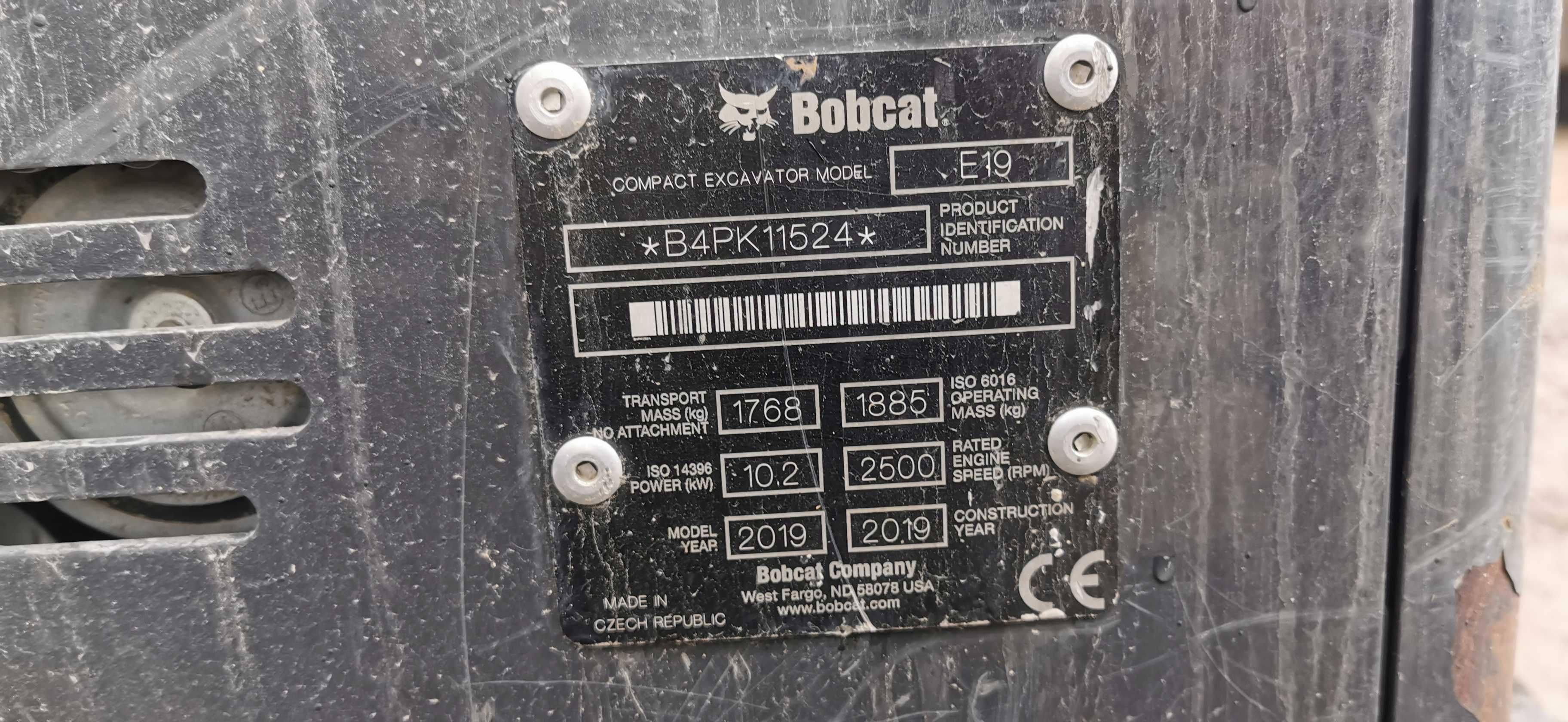 Sprzedam koparkę Bobcat E19