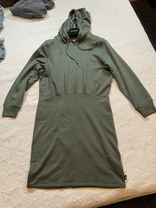 Класна сукня бренд DKNY розмір М, тепла, коміортна, стильна ТОРГ