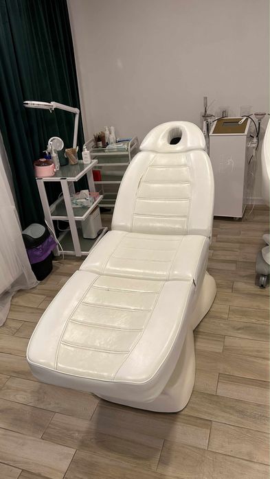 Sprzedam lozko kosmetyczne elektryczne