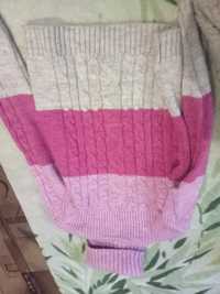 Теплый свитер для девочки