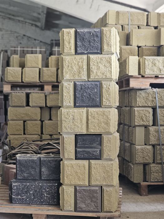 Розпродаж блоки для парканів