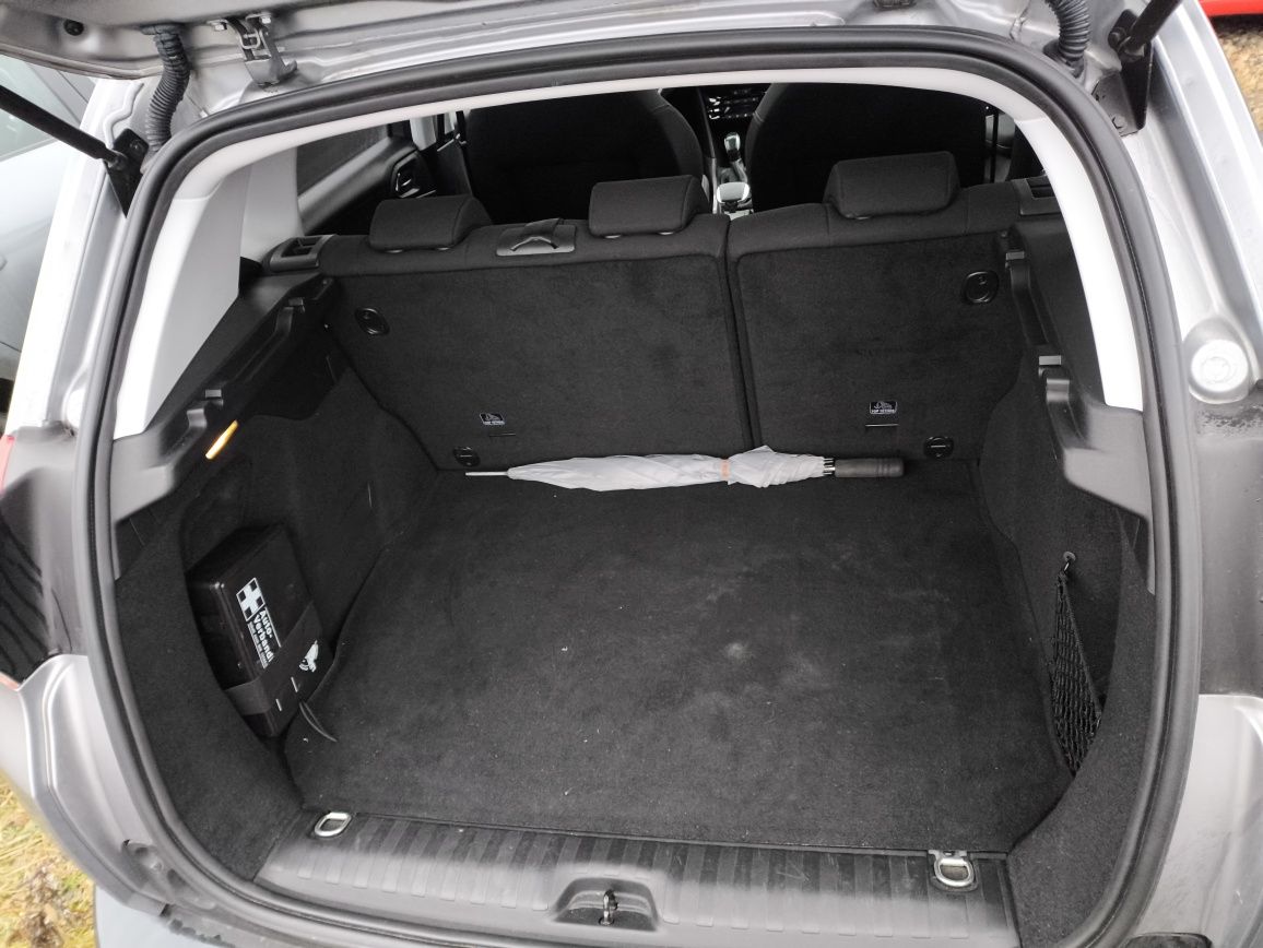 Peugeot 2008 1,2 Pure Tech 110 KM zadbany