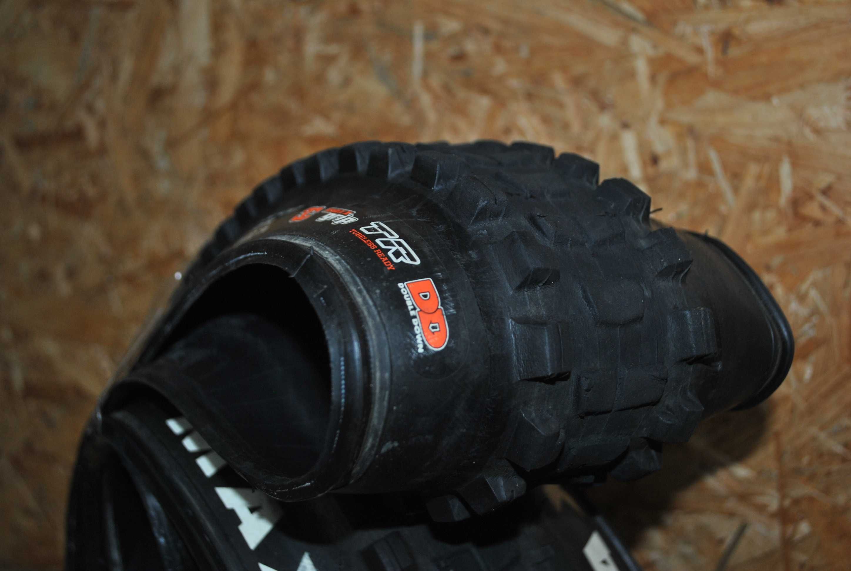 Opona MAXXIS Minion DHR II 27.5x2.4WT 3C MaxxGrip DD