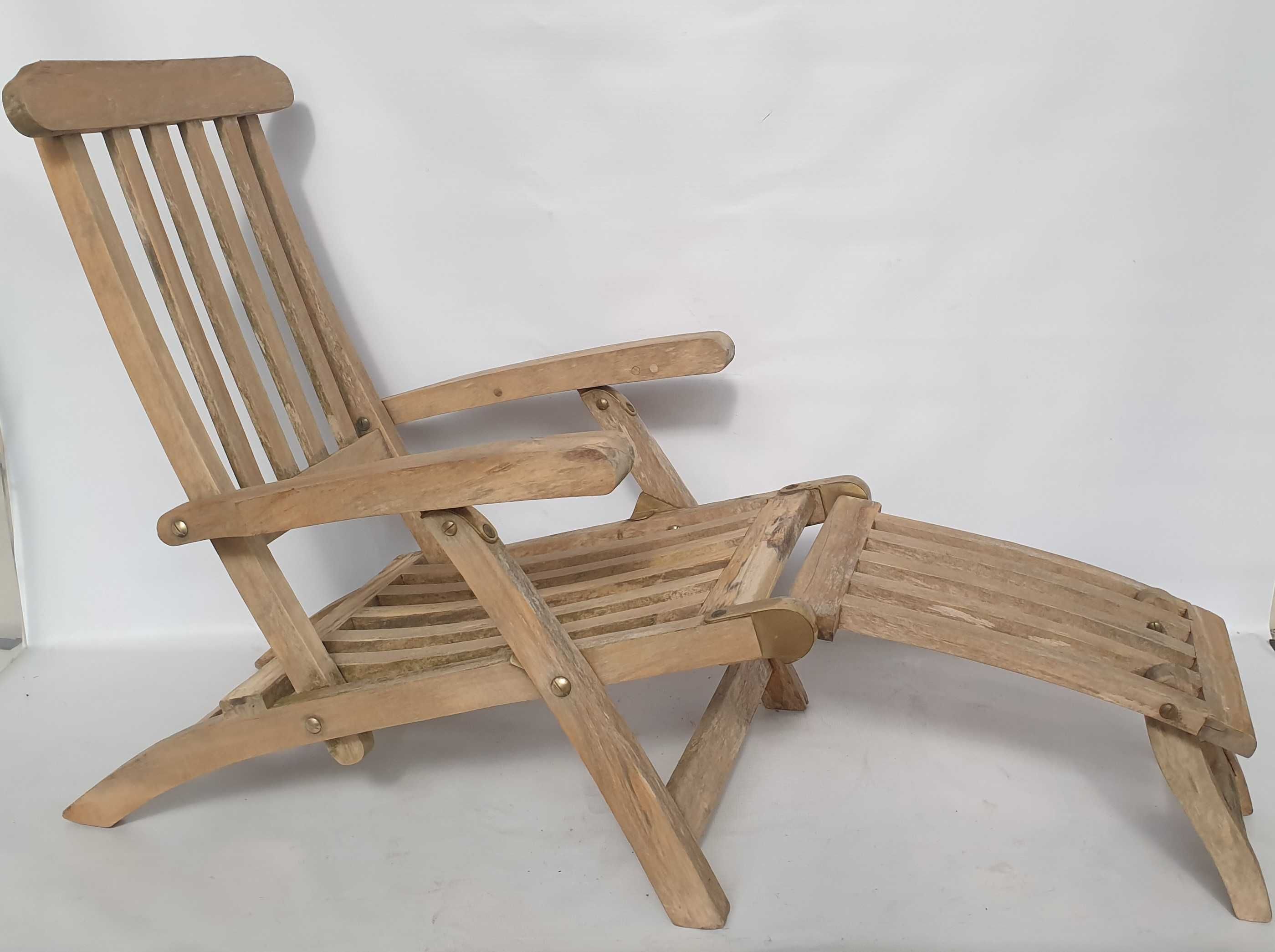 leżak drewniany mosiężne okucia ogrodow TEK teak dla dzieci retro mini