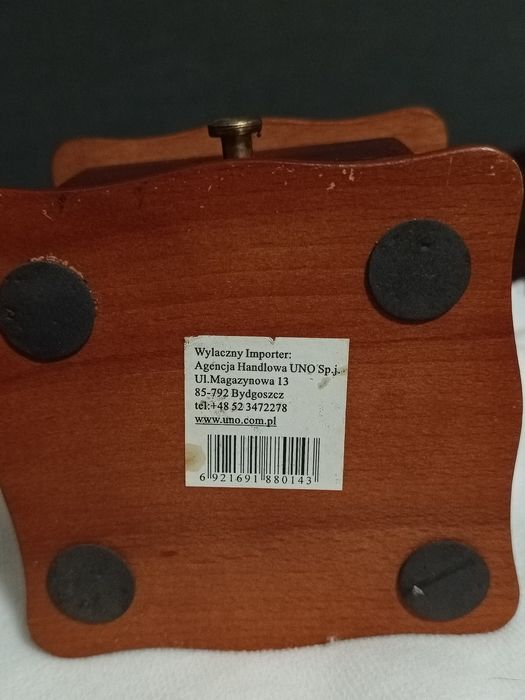 Młynek do kawy, drewniany