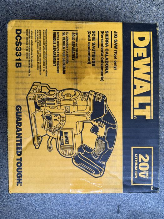 Wyrzynarka Dewalt DCS331