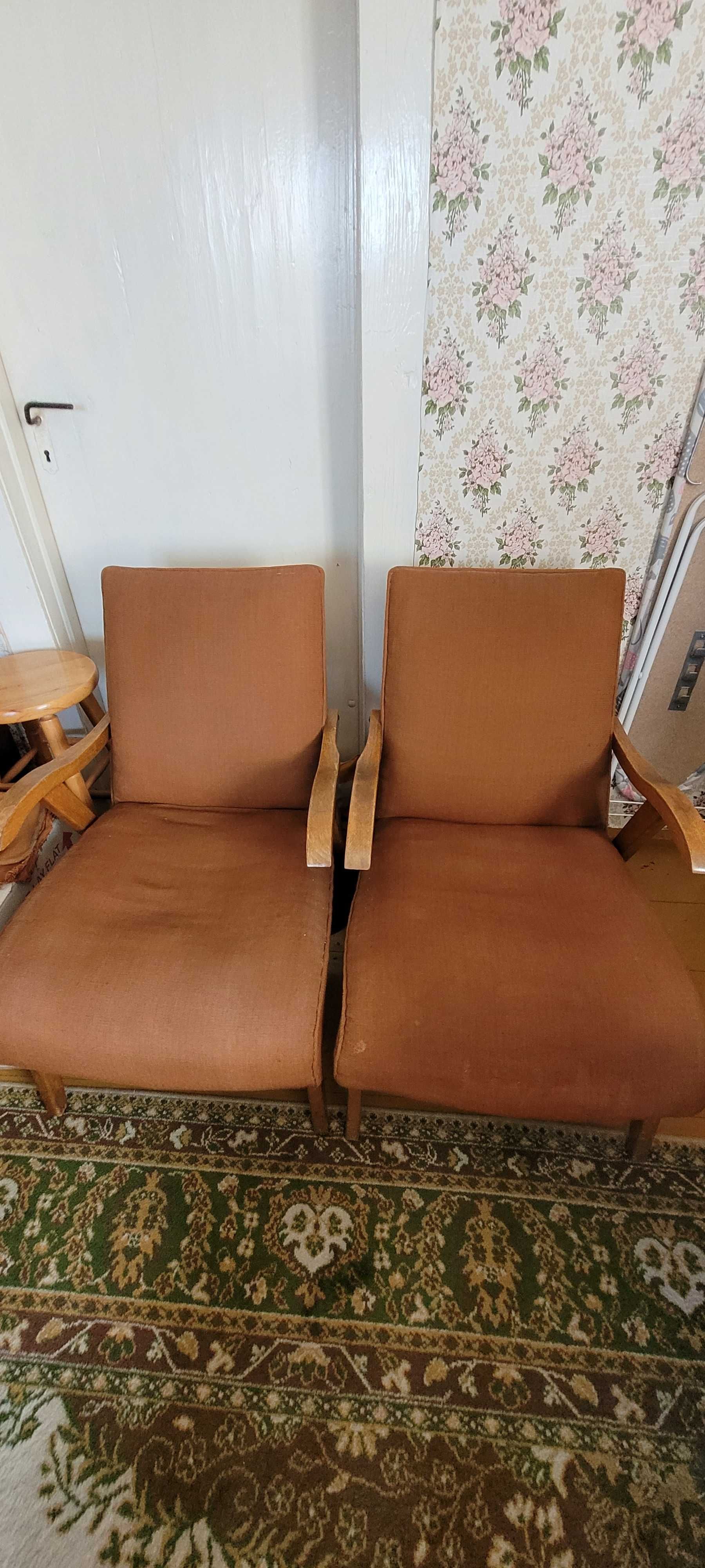 Fotele i kanapa z czasów PRL