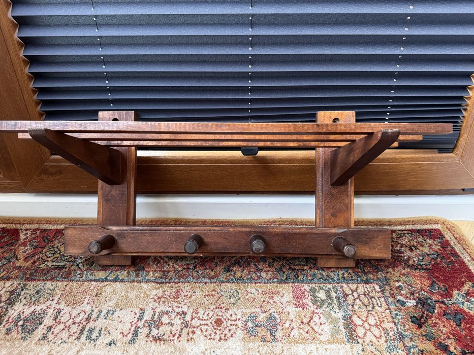 Wieszaczek ubraniowy drewniany