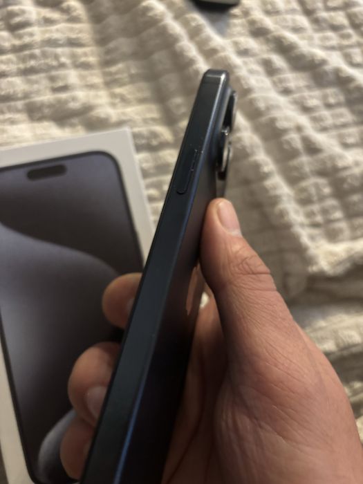 Iphone 15 pro max Blue 1TB